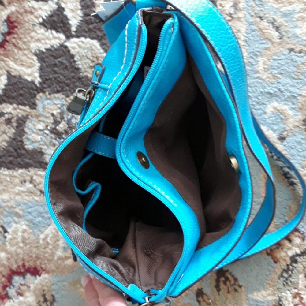 4x*Host Pick*b.o.c. turqoise charging crossbody bag - Picture 4 of 8